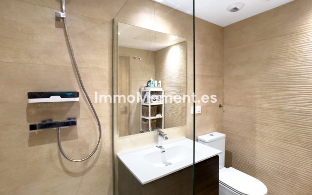 Resale - Apartment - Mijas - La Cala Golf