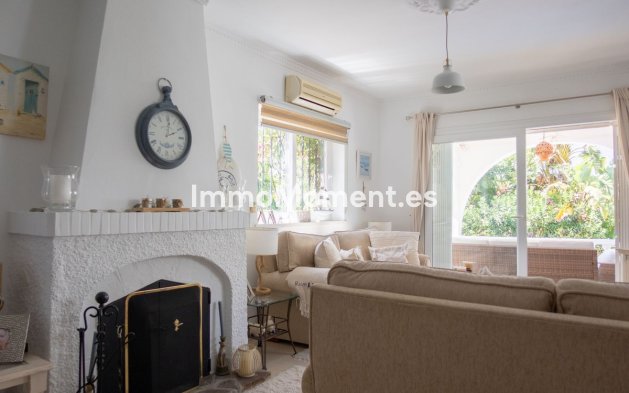 Revente - Villa individuelle - Estepona  - Estepona Centro