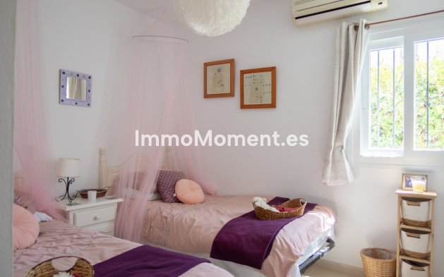 Revente - Villa individuelle - Estepona  - Estepona Centro