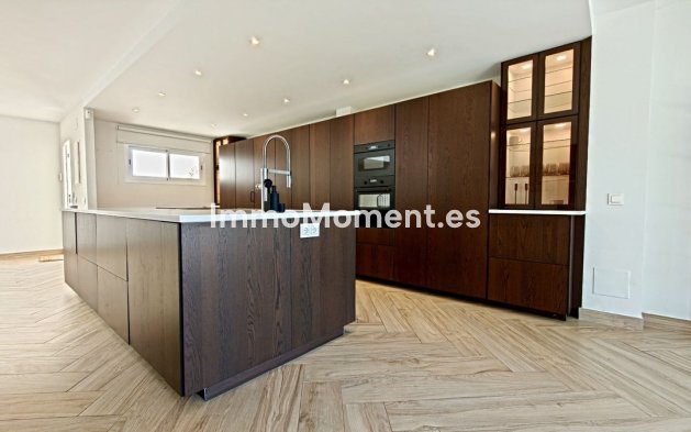 Revente - Maison mitoyenne - Estepona  - Atalaya