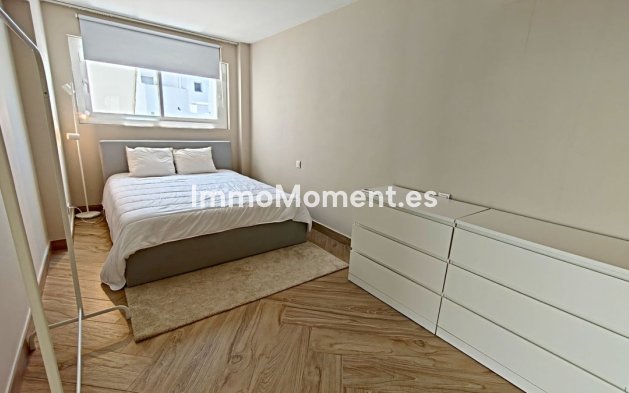 Revente - Maison mitoyenne - Estepona  - Atalaya