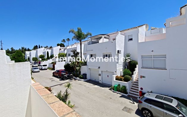 Revente - Maison mitoyenne - Estepona  - Atalaya