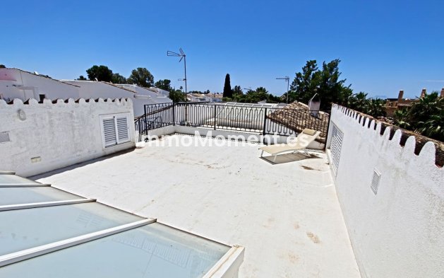 Revente - Maison mitoyenne - Estepona  - Atalaya