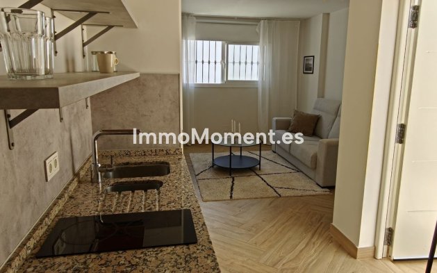 Revente - Maison mitoyenne - Estepona  - Atalaya