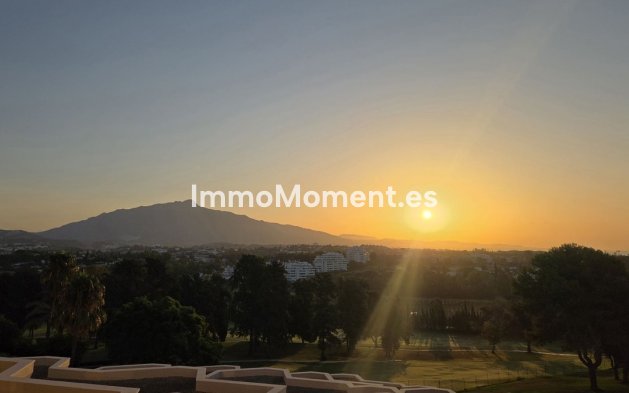 Revente - Appartement - Estepona  - Atalaya