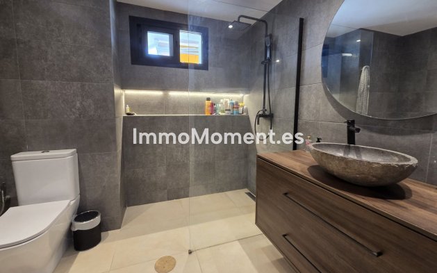 Revente - Appartement - Estepona  - Atalaya