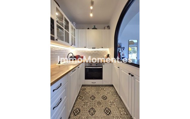 Revente - Appartement - Estepona  - Atalaya
