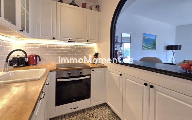 Revente - Appartement - Estepona  - Atalaya