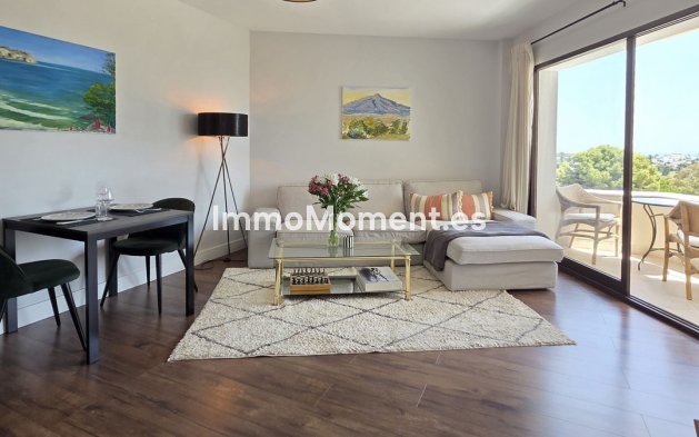 Revente - Appartement - Estepona  - Atalaya