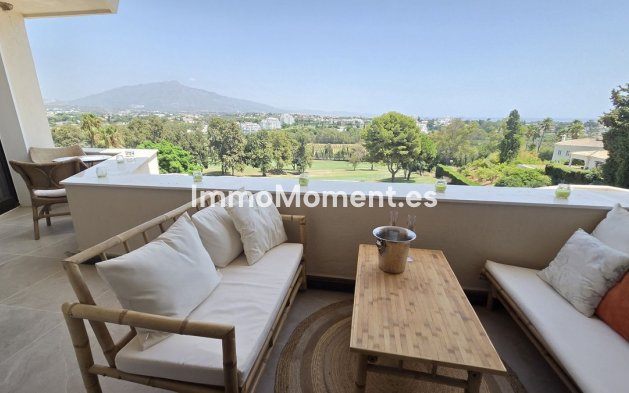 Revente - Appartement - Estepona  - Atalaya