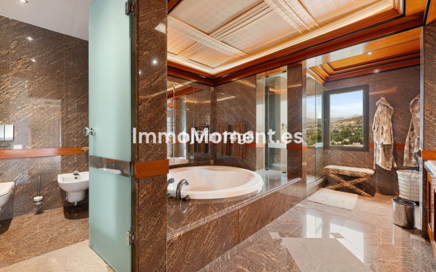 Bestaande woning - Appartement - Marbella - Nueva Andalucía