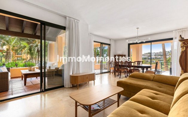 Revente - Appartement - Estepona  - Estepona Centro