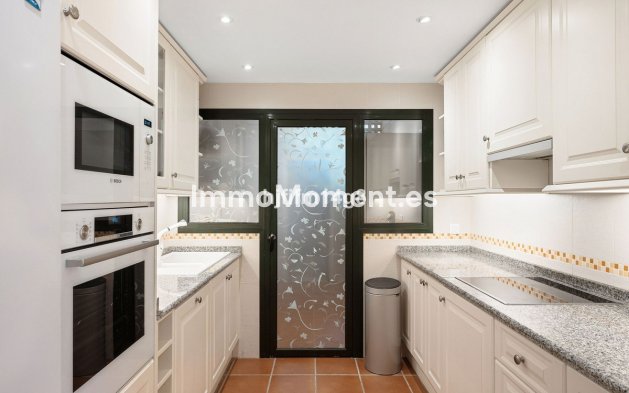 Revente - Appartement - Estepona  - Estepona Centro