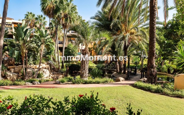 Revente - Appartement - Estepona  - Estepona Centro
