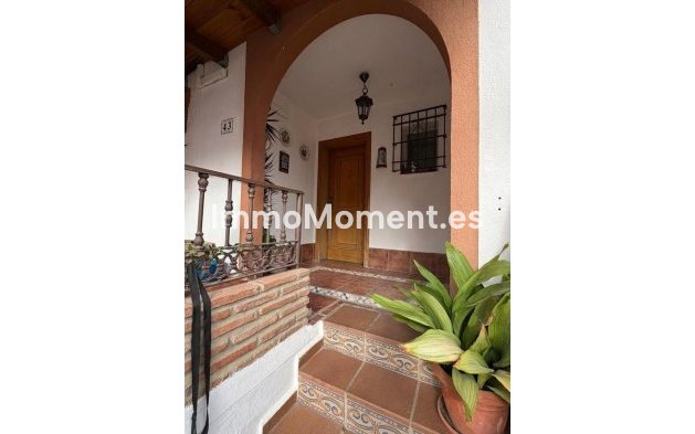 Revente - Maison mitoyenne - Intérieur                       - Churriana