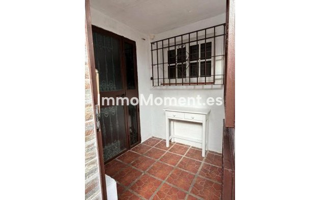 Revente - Maison mitoyenne - Intérieur                       - Churriana