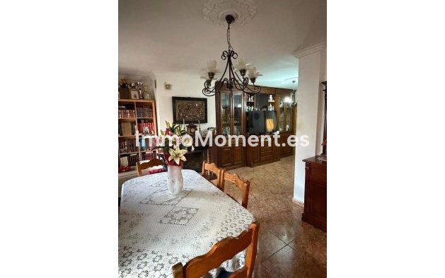 Revente - Maison mitoyenne - Intérieur                       - Churriana