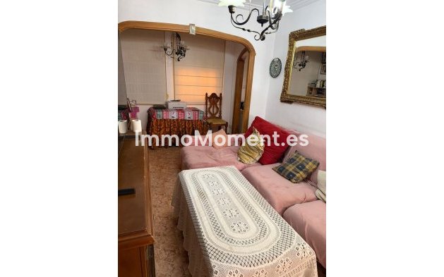 Revente - Maison mitoyenne - Intérieur                       - Churriana
