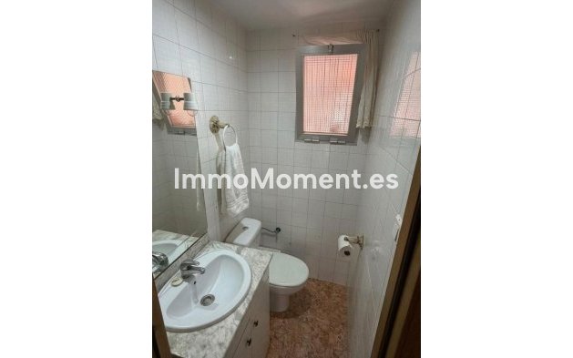 Revente - Maison mitoyenne - Intérieur                       - Churriana