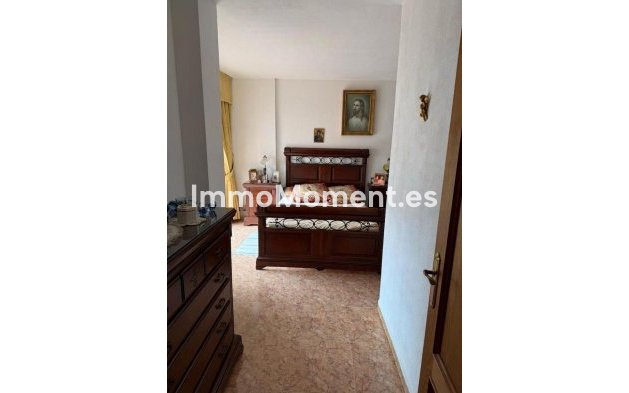 Revente - Maison mitoyenne - Intérieur                       - Churriana