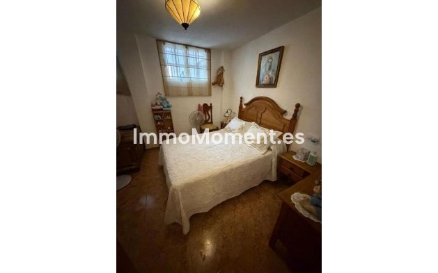 Revente - Maison mitoyenne - Intérieur                       - Churriana