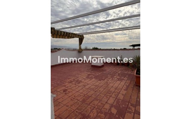 Revente - Maison mitoyenne - Intérieur                       - Churriana
