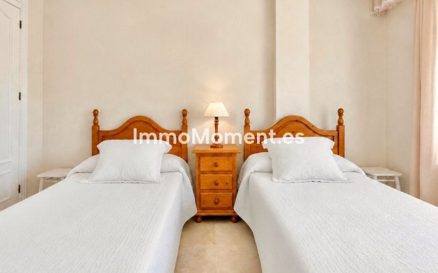 Revente - Appartement - Estepona  - Estepona Centro