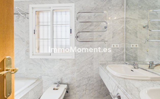 Revente - Maison mitoyenne - Marbella - Marbella Centro