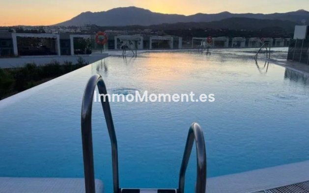 Revente - Maison mitoyenne - Estepona  - Cancelada