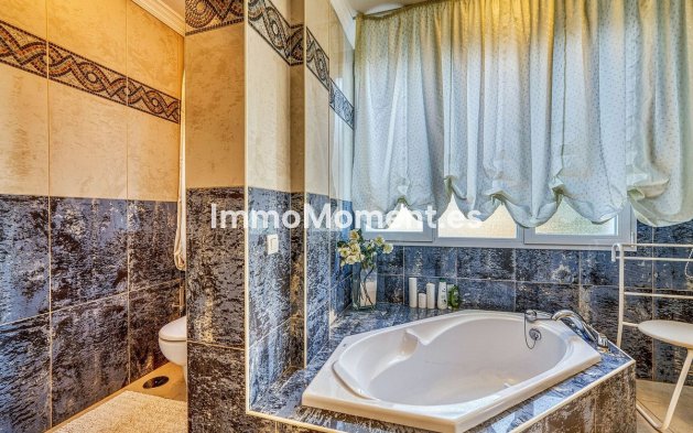 Reventa - Villa independiente - Marbella - Hacienda Las Chapas
