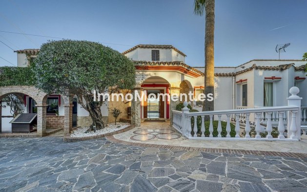 Reventa - Villa independiente - Marbella - Hacienda Las Chapas