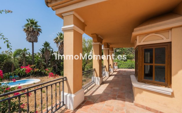Bestaande woning - Vrijstaande villa - Estepona  - Estepona Centro