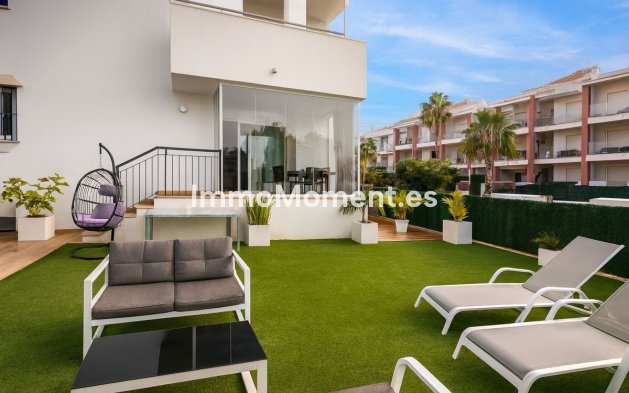 Resale - Apartment - Manilva - La Duquesa