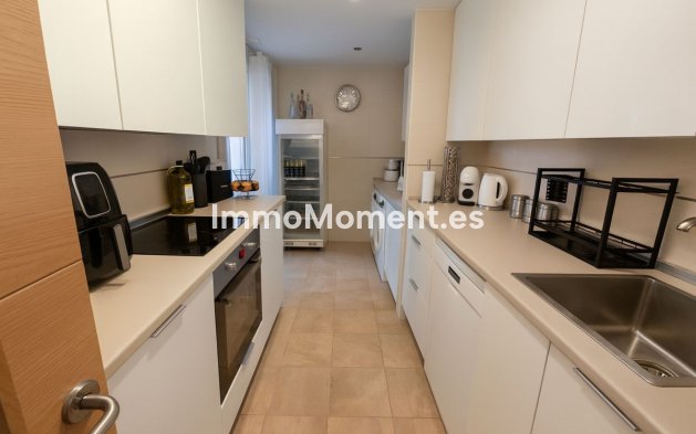 Resale - Apartment - Manilva - La Duquesa