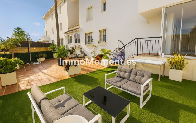 Resale - Apartment - Manilva - La Duquesa