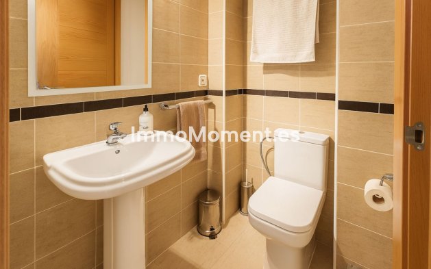Resale - Apartment - Manilva - La Duquesa