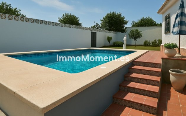 Resale - Detached villa - Manilva - La Duquesa
