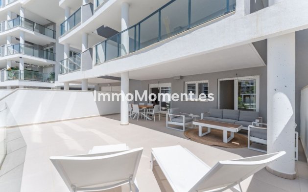 Resale - Apartment - Manilva - La Duquesa