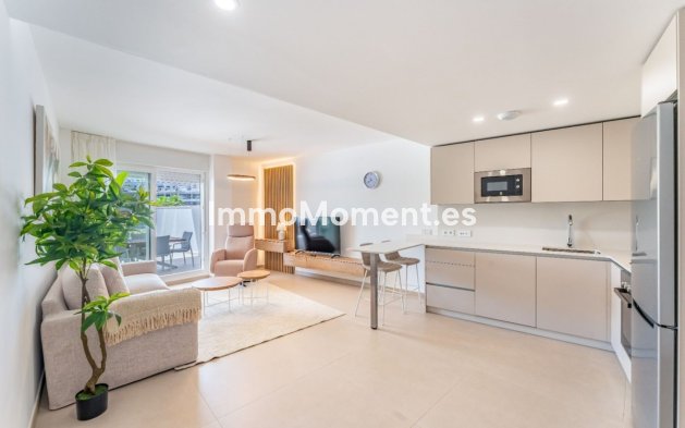 Resale - Apartment - Manilva - La Duquesa