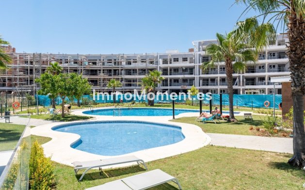 Resale - Apartment - Manilva - La Duquesa