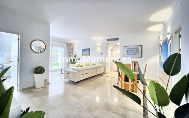 Wiederverkauf - Wohnung - Marbella - Cabopino