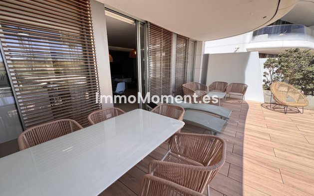 Resale - Apartment - Estepona - Estepona Centro