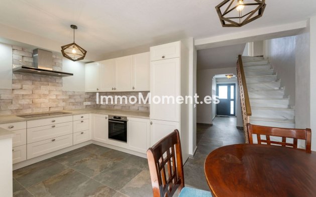 Resale - Townhouse - Inland  - Alhaurín el Grande Centro