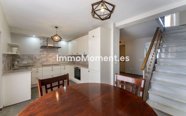 Resale - Townhouse - Inland  - Alhaurín el Grande Centro