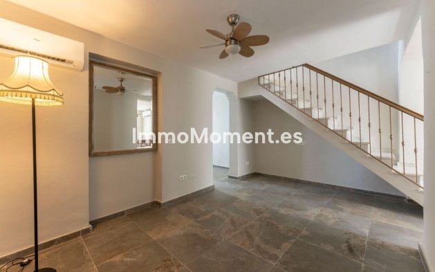 Resale - Townhouse - Inland  - Alhaurín el Grande Centro