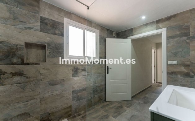 Resale - Townhouse - Inland  - Alhaurín el Grande Centro