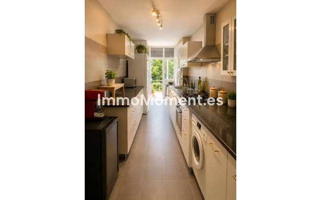Revente - Appartement - Marbella - Nueva Andalucía