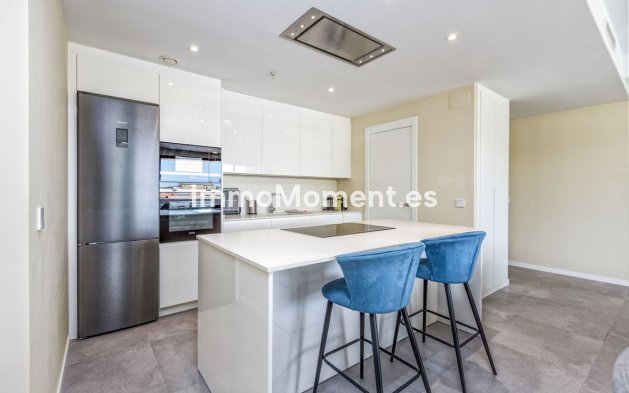 Resale - Apartment - Fuengirola - Fuengirola Centro