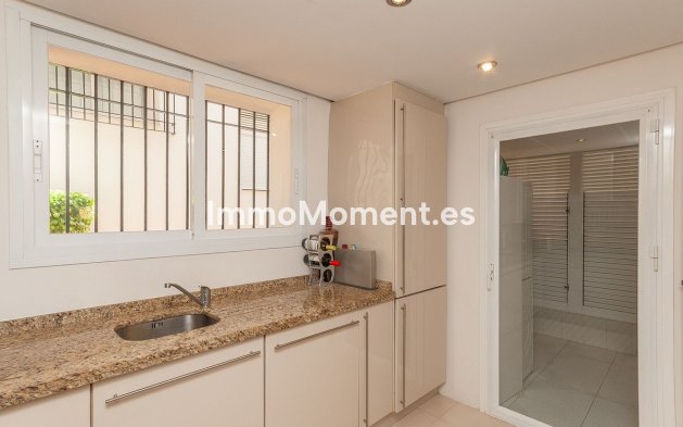 Reventa - Apartamento - Marbella - Elviria
