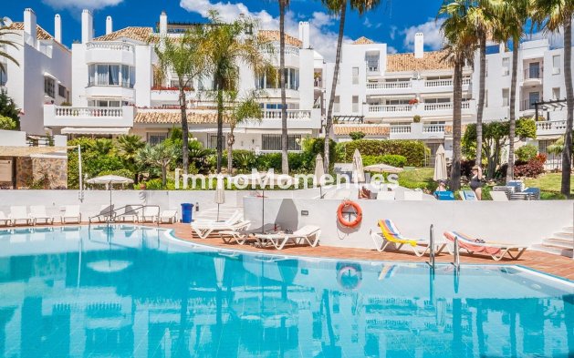 Reventa - Apartamento - Marbella - Elviria
